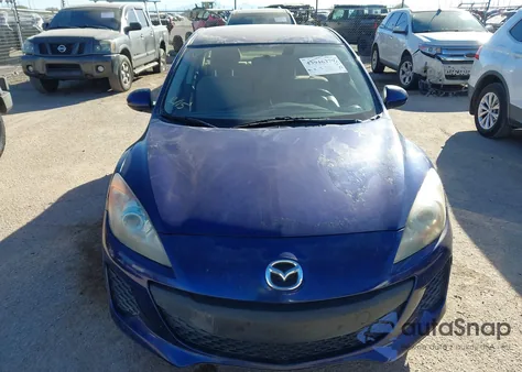 2012 Mazda Mazda3 I Touring z USA, uszkodzony, nr VIN JM1BL1V87C1577918